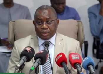 Climat social dans le secteur public : Mamadou Lamine Dianté fait le point sur le suivi des accords 3 Climat social dans le secteur public : Mamadou Lamine Dianté fait le point sur le suivi des accords