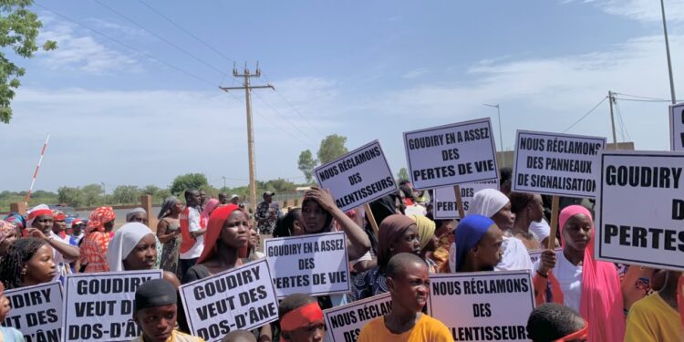 Tambacounda: Marche pacifique des populations de Goudiry pour réclamer des ralentisseurs