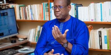 Économie : le Professeur Chérif Salif Sy publie un manuel pour rendre la discipline accessible à tous